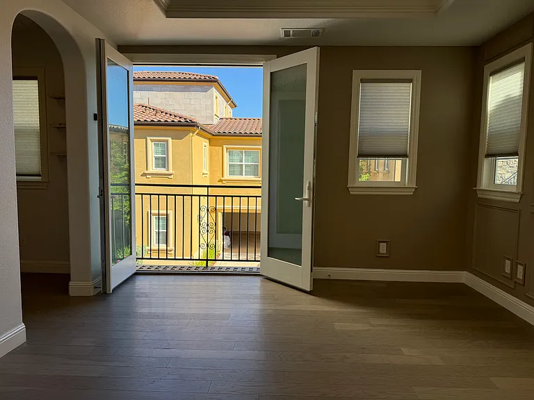 3542 Cinnamon Ridge Rd — Photo 10
