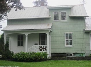 8 Tucker St, Norway, ME 04268