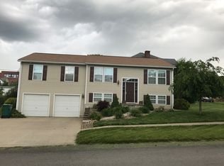 2003 Pride Ave, Clarksburg, WV 26301