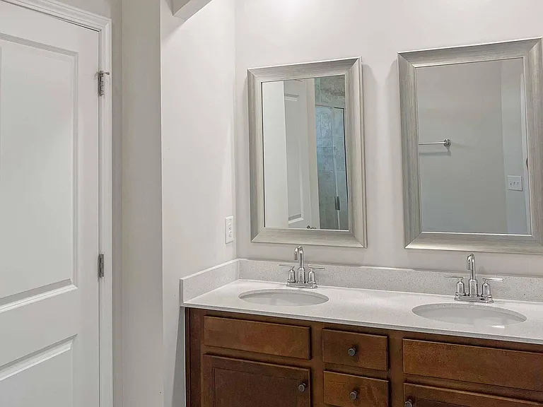 6027 Beale Loop — Photo 10