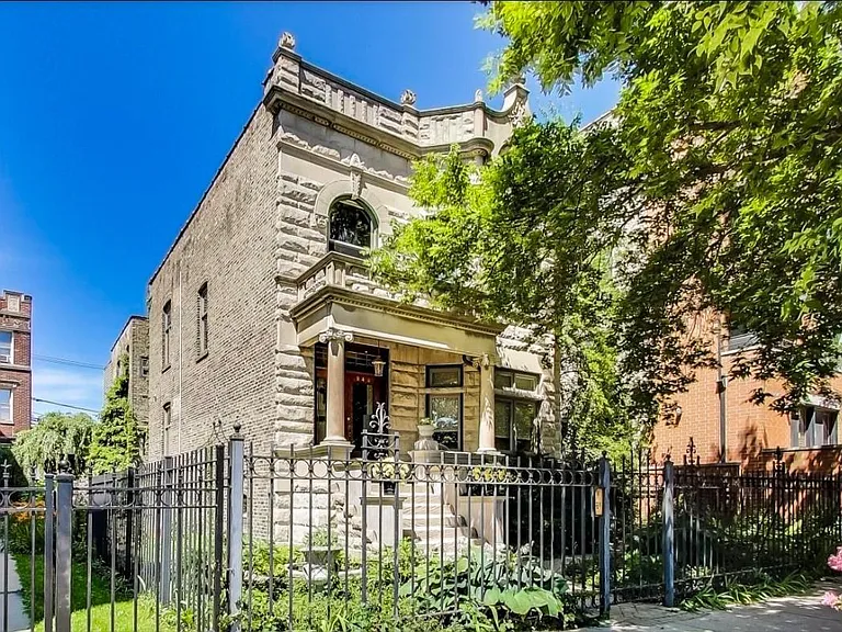 940 W Cuyler Ave #G — Photo 2