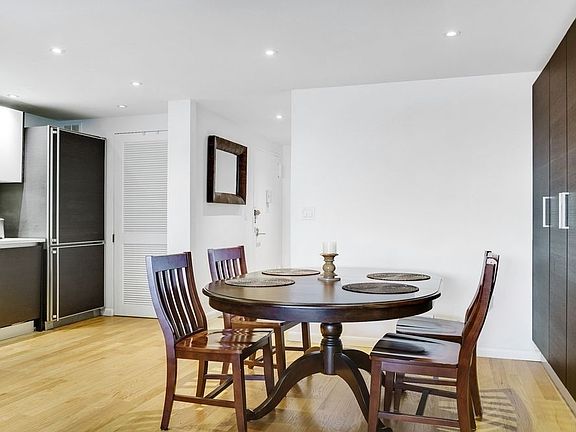 3rd image of 115 E 9th St APT 12H