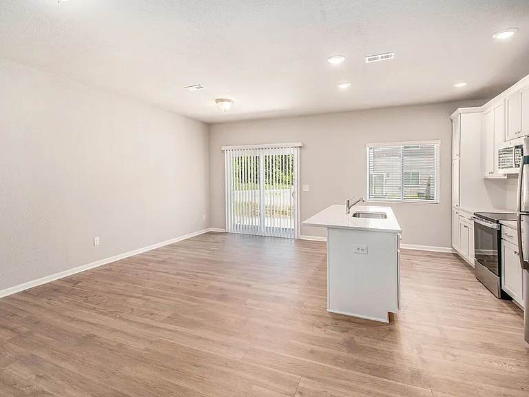 3531 E Sedge Wren Dr SW — Photo 4