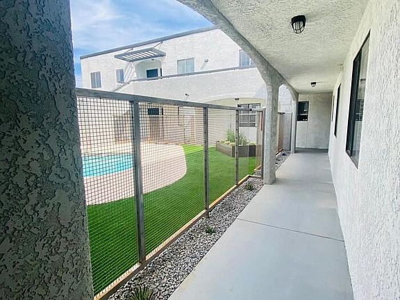 3rd image of 1701 N Park Ave #3