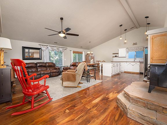 3rd image of 22565 River View Dr