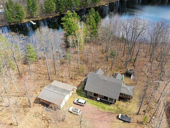 3rd image of 20210 Siskiwit Lake Rd