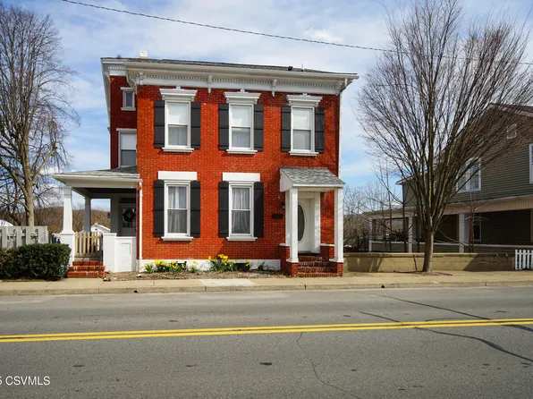 213 S Market St, Selinsgrove, PA 17870