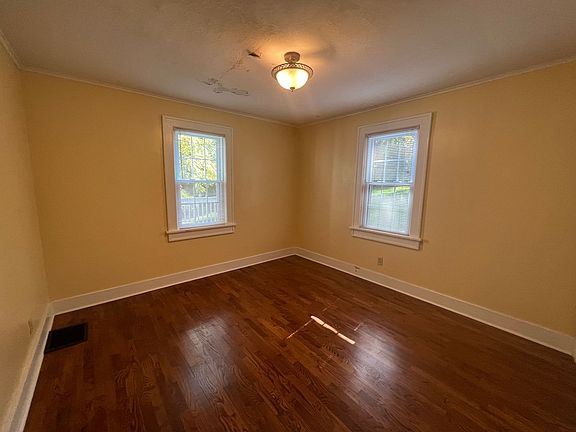 4th image of 232 Hickory Grove Blvd