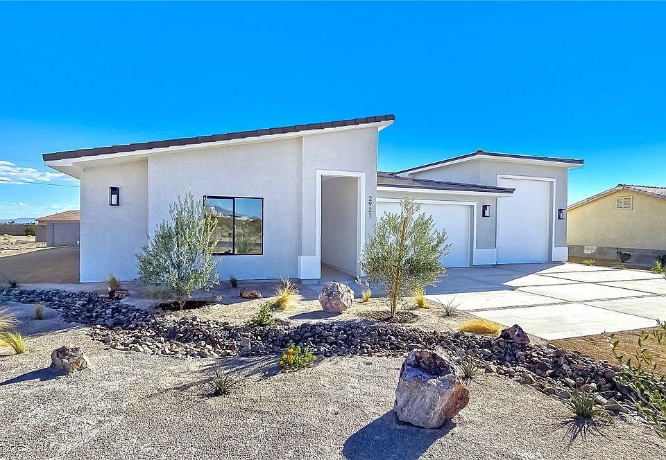 1st image of 2921 Acoma Ave
