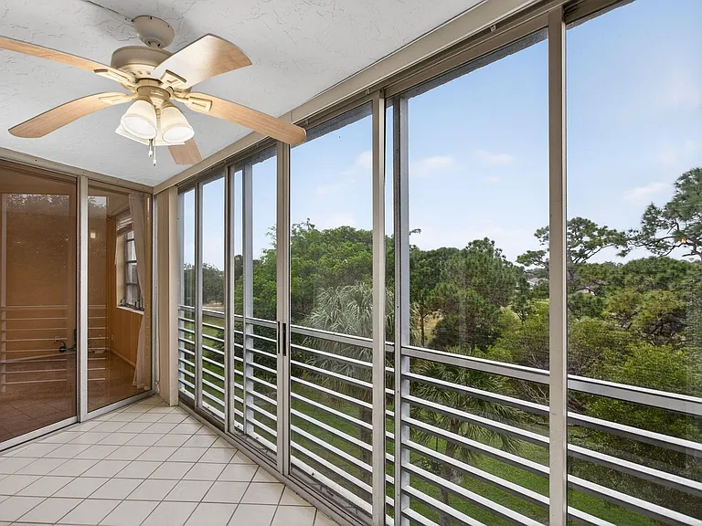 3503 Oaks Way #405 — Photo 18