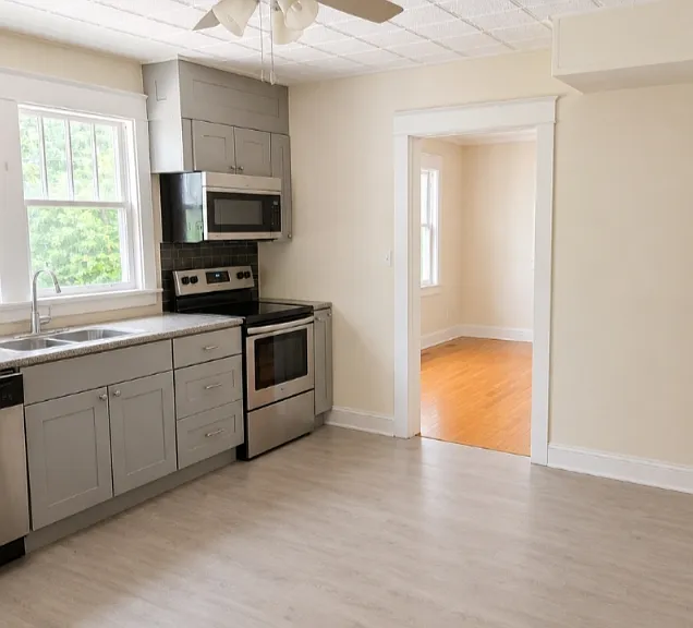 18-20 Glenwood Ave #18 — Photo 7
