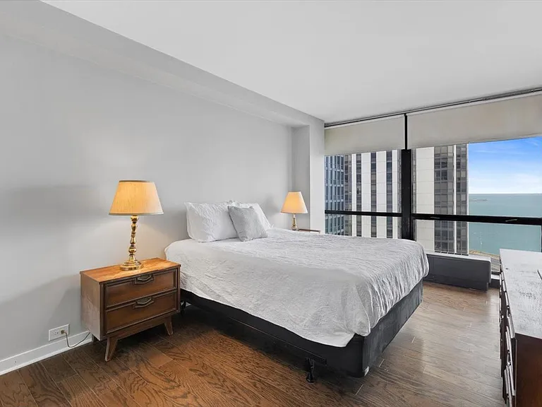 900 N Lake Shore Dr #1209 — Photo 9