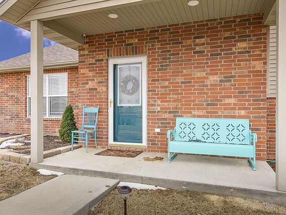 3rd image of 9492 Erika Ln