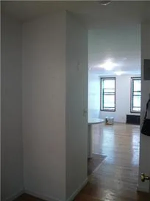 Rented by Veracity NYC LLC | media 10