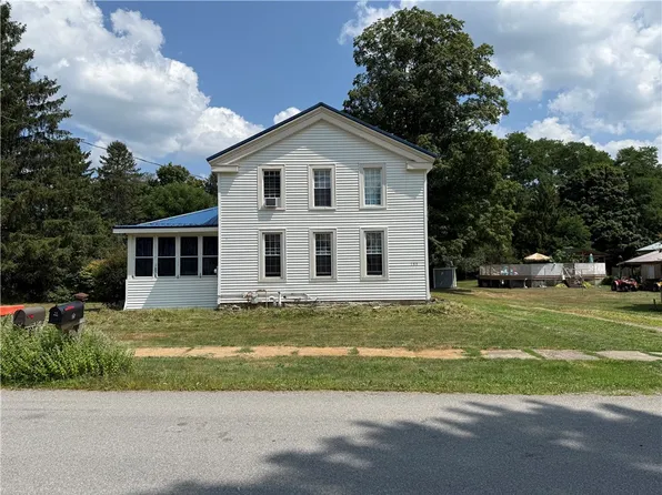 288 Spring St, Randolph, NY 14772