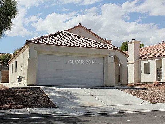 2nd image of 3661 Penedos Dr