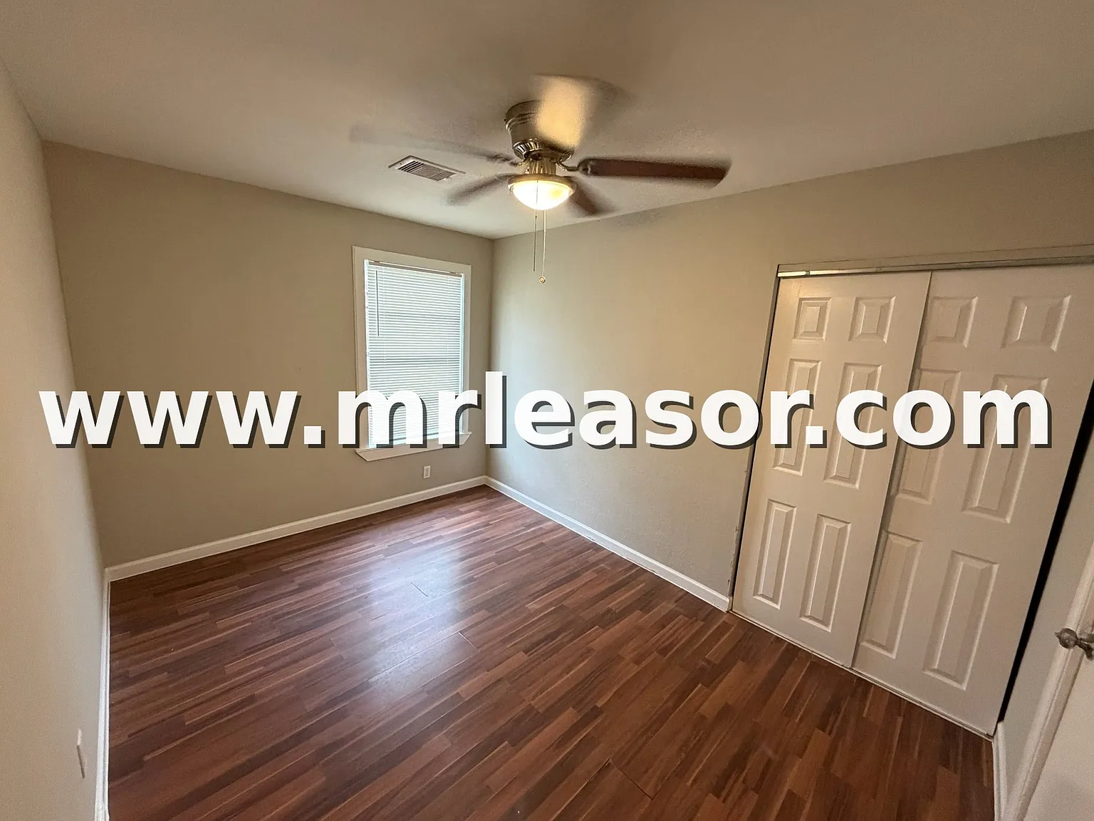 3 bed, 1085 sqft, $1,345 — Photo 2