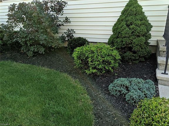 5th image of 15697 Meigs Blvd