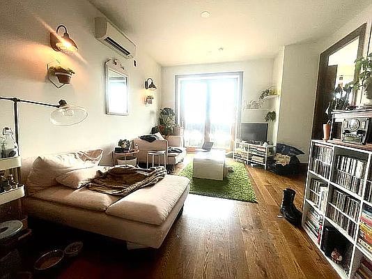 2nd image of 871 Grand St #5FF