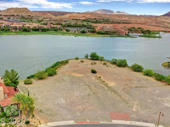 29 Rue Mediterra Dr, Henderson, NV 89011