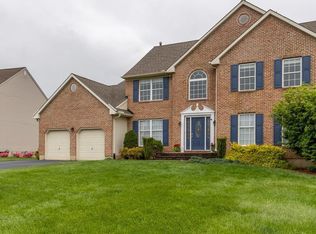 15 Beacon Ln, Newark, DE 19711