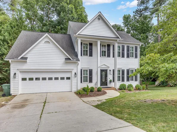 106 Mariposa Dr, Cary, NC 27513