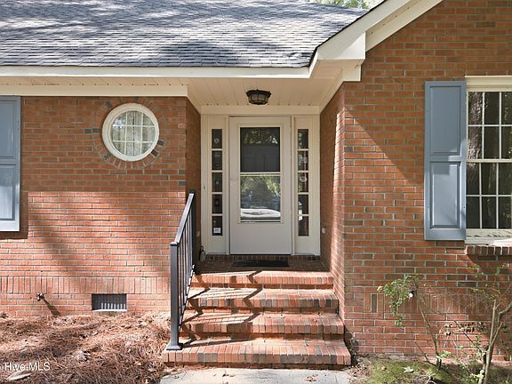 4th image of 307 Augusta Court