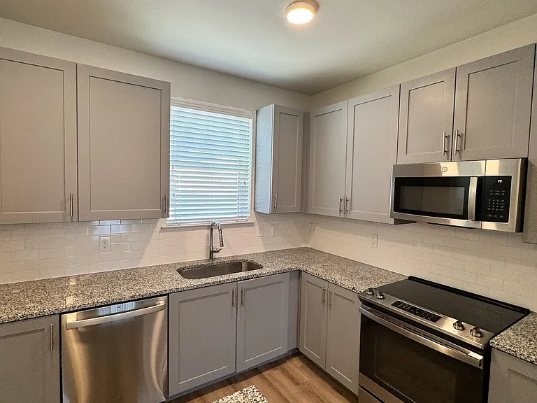 2102 Legacy Dr #TCR — Photo 49