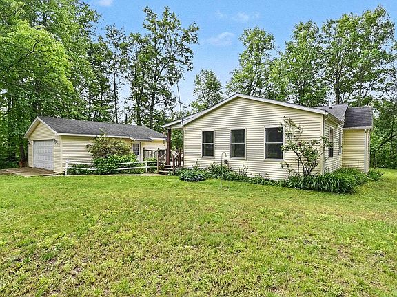 3rd image of 5554 Dease Lake Rd
