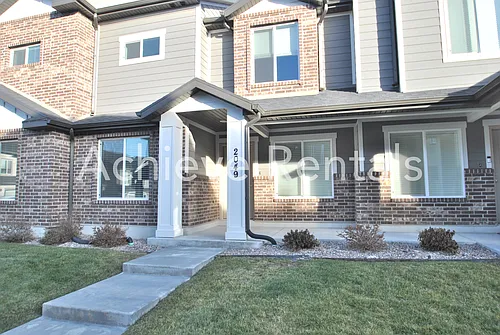 368 E 2075 N Photo 1