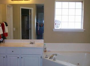 136 Carl Cir, Byram, MS 39272