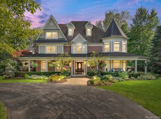 60 Piney Hill Rd, Oakland, MI 48363