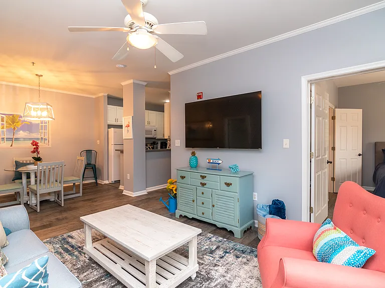 100 Cascade Ln #106 — Photo 36
