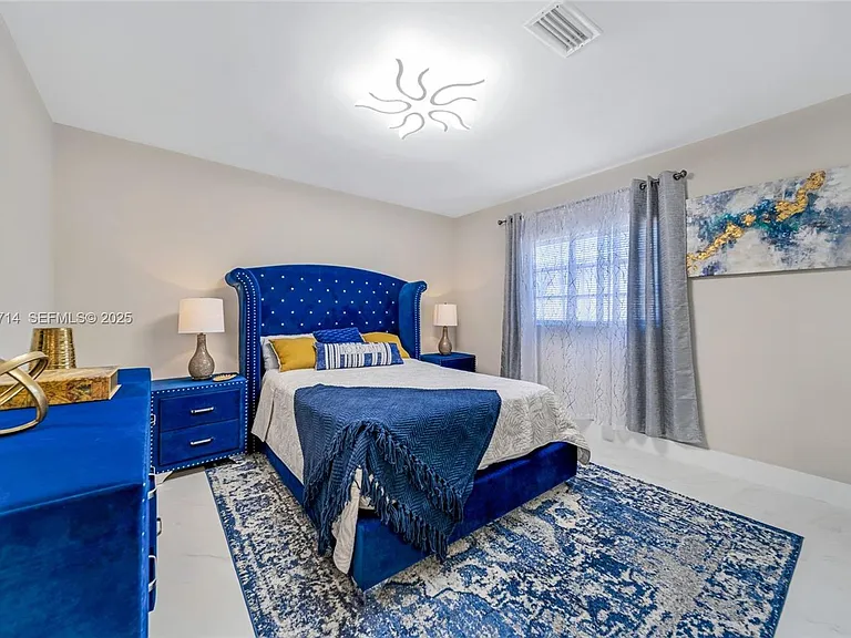241 Oceanic Ave — Photo 11