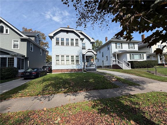 2nd image of 88-90 Genesee Park Blvd