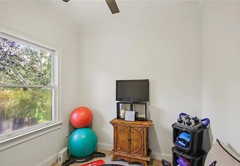 1930 Wildwood Pl NE — Photo 23