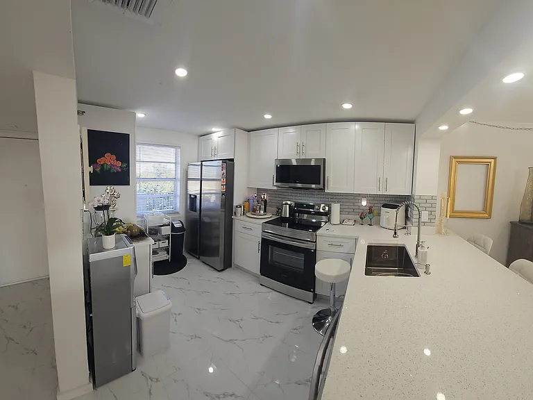 3910 Inverrary Blvd #703 — Photo 4