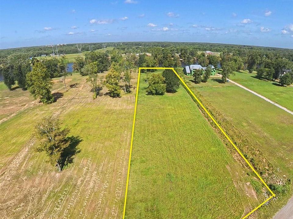 2nd image of 234 Baron Rd