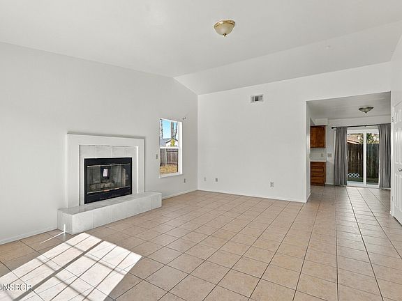 4th image of 515 Higos Way