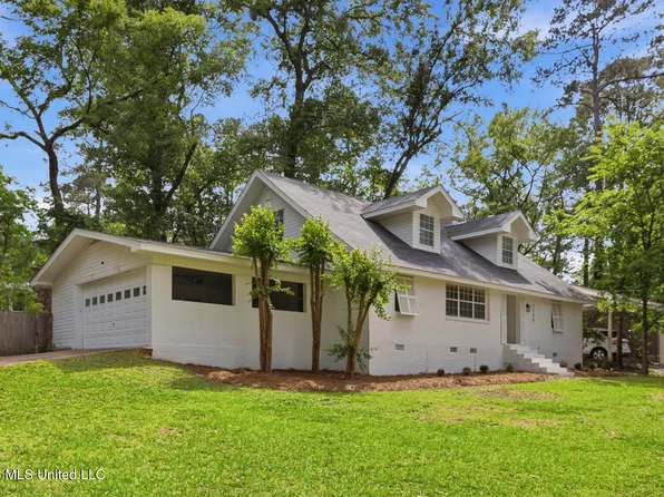 1735 Wilhurst St, Jackson, MS 39211
