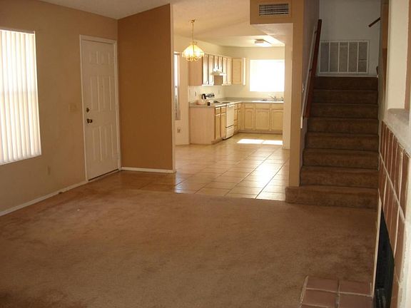 5th image of 2922 E Muirwood Dr