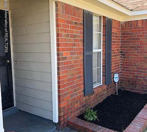 3rd image of 10403 Oak Leaf Dr