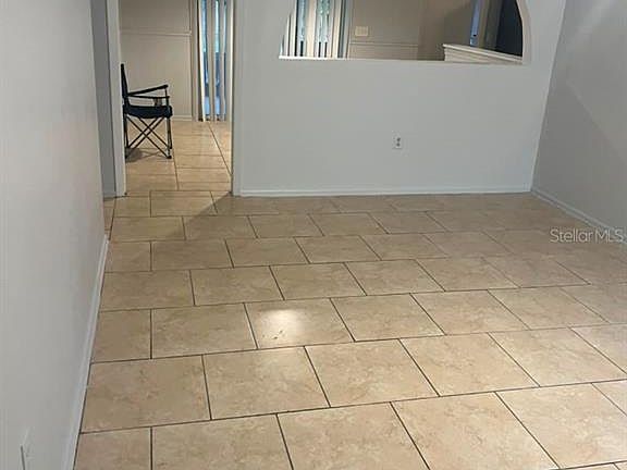 5th image of 260 Westwood Ave