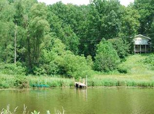 L15 Penguin E, La Valle, WI 53941