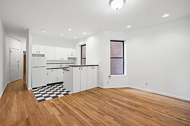 Rented by Cooper & Cooper Real Estate