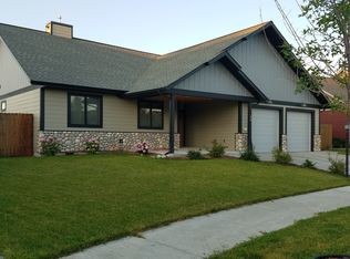 66 Shelter Grove Cir, Bozeman, MT 59718