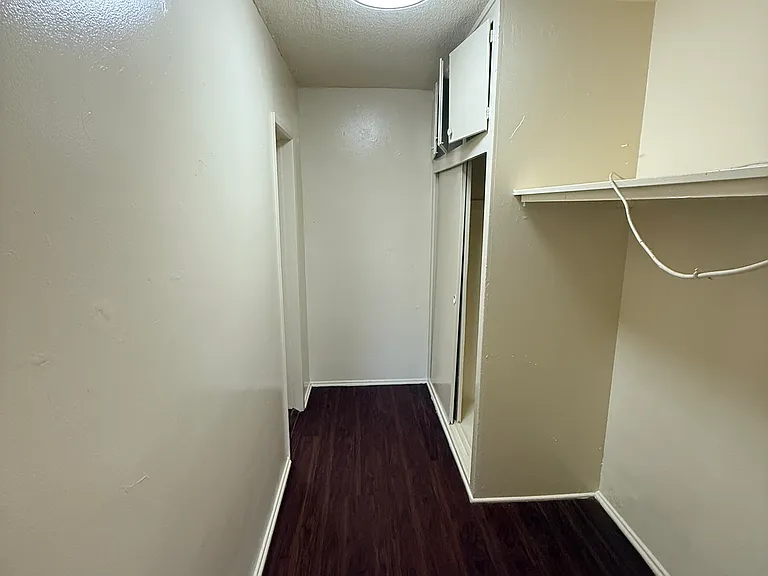 3920 W 113th St #5 — Photo 15