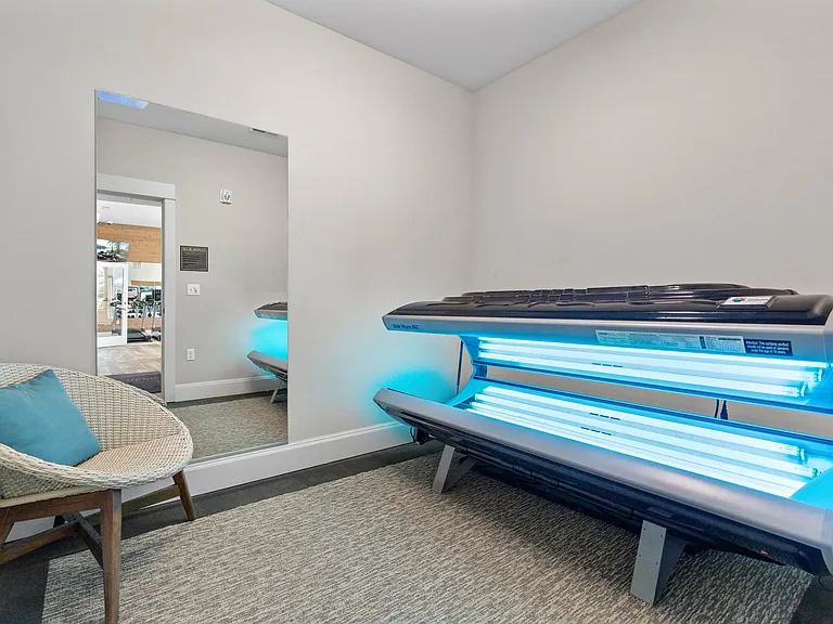 Tanning Suite l Luxury Apartments in Puyallup, WA l Silver Creek