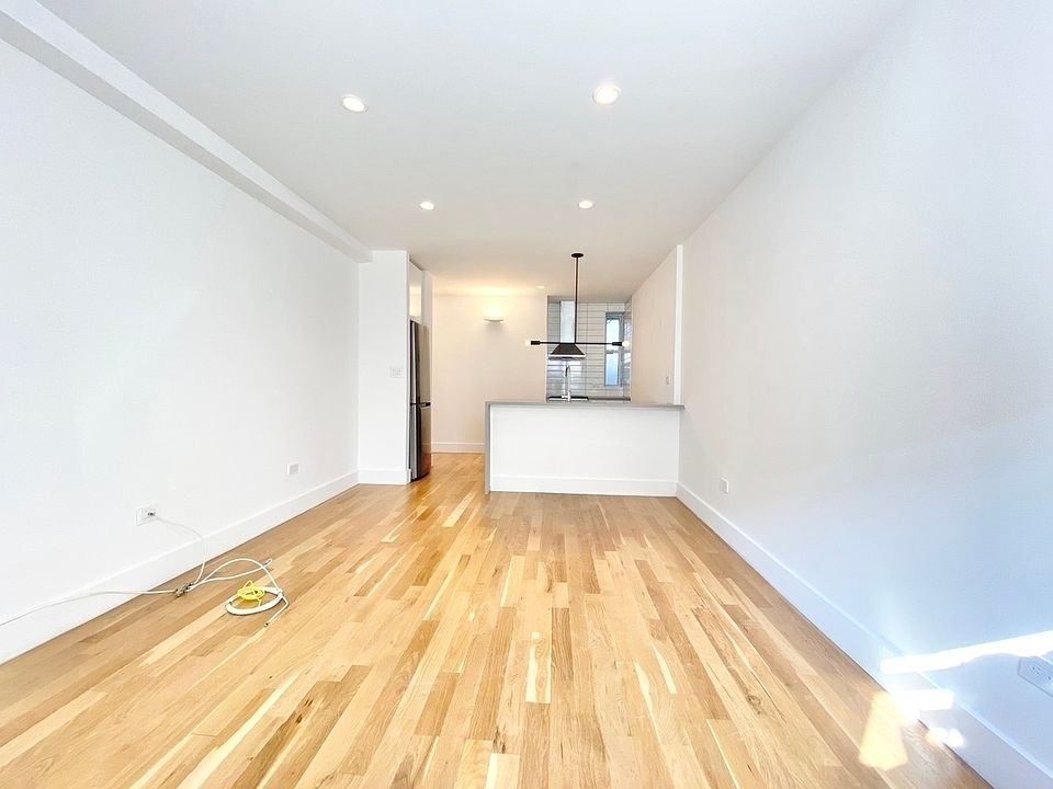 1st image of 4300 Broadway #H1