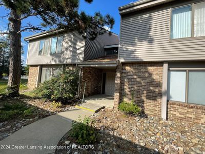 1048 Grenoble Ln Unit A, Lansing, MI, 48917